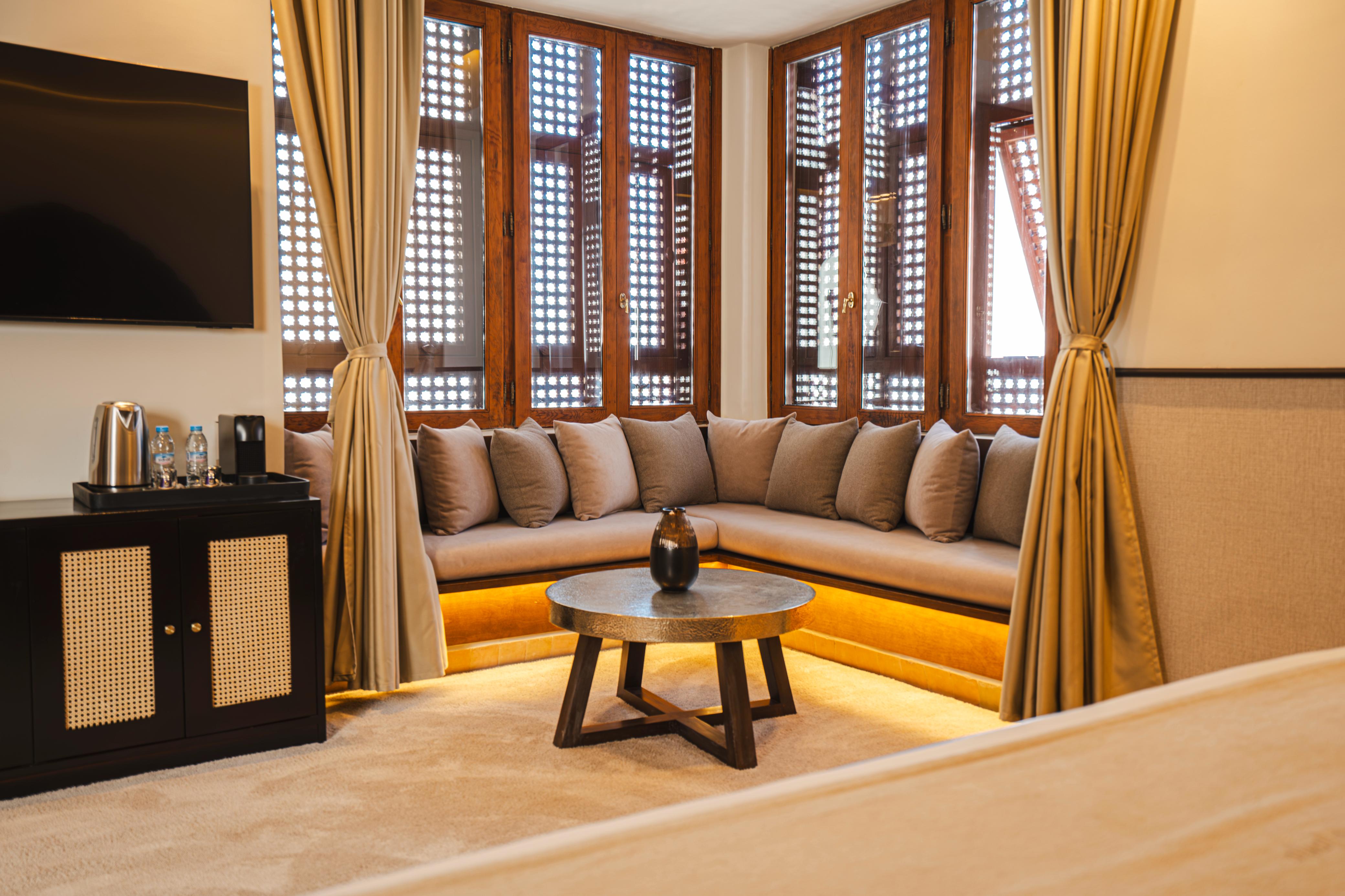 PRESTIGE JUNIOR SUITE - Image 2